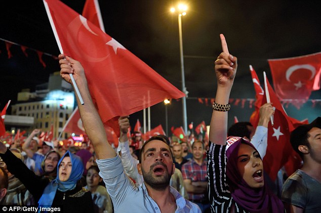 Since July, over 41,000 people have been arrested after parliament imposed a state of emergency a few days after the attempted overthrow of President Recep Tayyip Erdogan. Supporters of the president protest in the streets in July