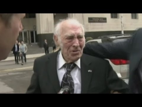 90-year-old drugs mule sentenced in Detroit