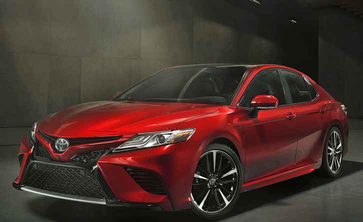 NYDN_2018-Toyota-Camry-XSE-Red-Front-Quarter-Left