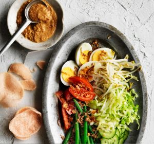 Adam Liaw's delicious gado gado salad with eggs and peanut dressing.