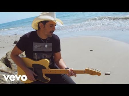 Brad Paisley reveals headlining tour dates for early 2017