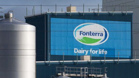 Fonterra is the world's top dairy exporter and it has boosted its sway over Australia's dairy industry with a deal with ...