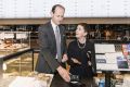 ANZ Bank chief executive Shayne Elliott tries out Android Pay, alongside managing director of products, Katherine Bray.