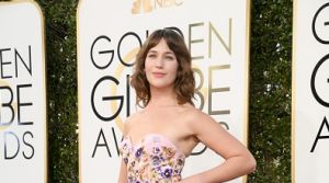 Actress Lola Kirke arrives to the 74th Annual Golden Globe Awards held at the Beverly Hilton Hotel on January 8, 2017.