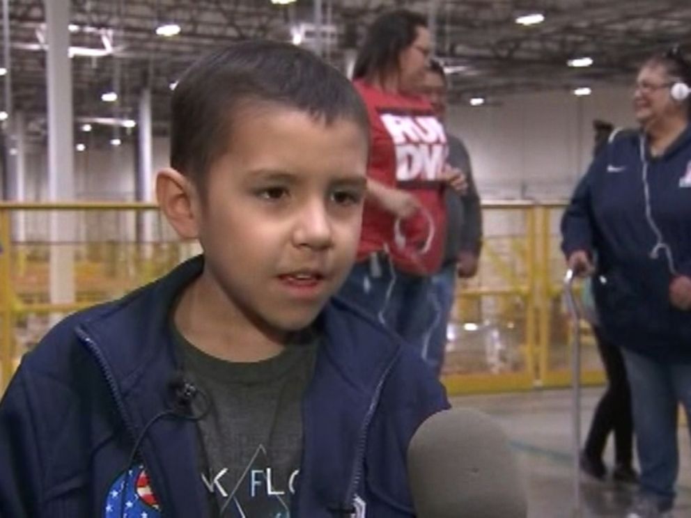 PHOTO: Ben Bicknese, 8, of Tuscon, Arizona, got his birthday wish to visit the Amazon shipping facility in Phoenix on Jan. 10. 