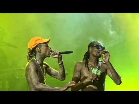 Snoop & Wiz - Young, Wild & Free (live) 8-14-2016 Cleveland, OH