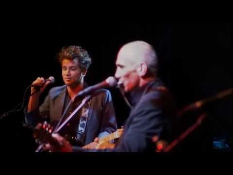 PAUL KELLY - Careless (Live)