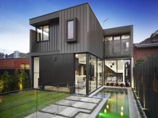 147 Mills St, Albert Park. For Herald Sun Realestate.