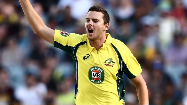 MELBOURNE, AUSTRALIA - JANUARY 15: Josh Hazlewood of Australia appeals during game two of the One Day International ...
