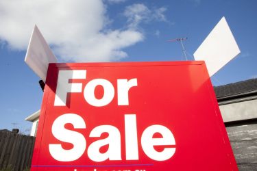 House prices have fallen 1.6 per cent in the September quarter.