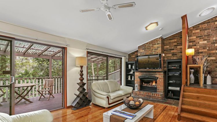 59a Manor Rd, Hornsby.