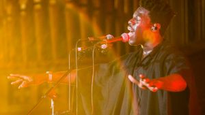 "In the space of one verse, he can sing the same note in three different ways": Moses Sumney's level of control was ...