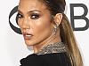 JLo smoulders on the red carpet