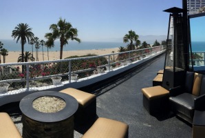 Onyx Bar, Santa Monica.