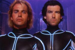 Stephen King cult film Lawnmower Man starred Jeff Fahey and Pierce Brosnan.