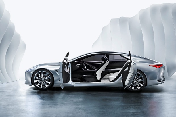 The Infiniti Q80 concept car, a Nissan-Renault collaboration that may also involve Mercedes-Benz.