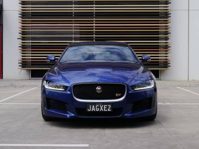 Jaguar XE S REVIEW | 2016 XE S - Smart, And Racy, But Not Quite The 'Gran Turismo'