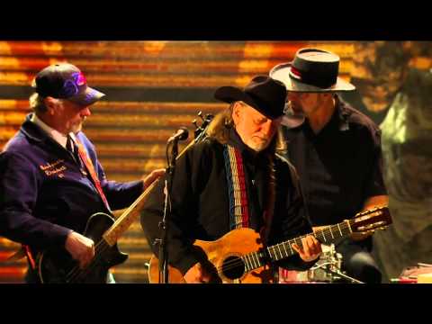 Willie Nelson - Beer for my Horses (Live at Farm Aid 25)