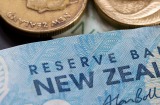 The New Zealand dollar rose to a 10-week high of US73.04¢.
