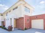 Picture of 2/5 Hayden Road, Clayton South