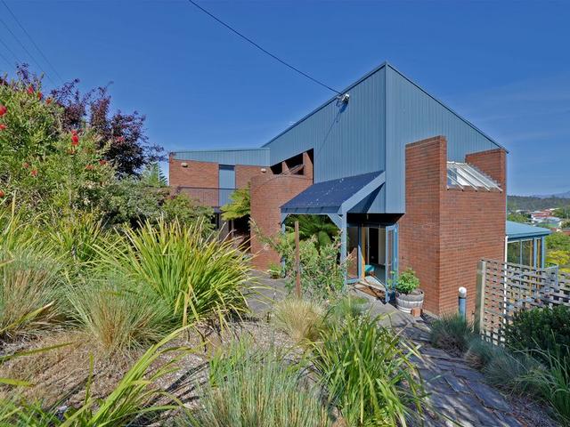 23 Begonia Street, Lindisfarne, Tas 7015