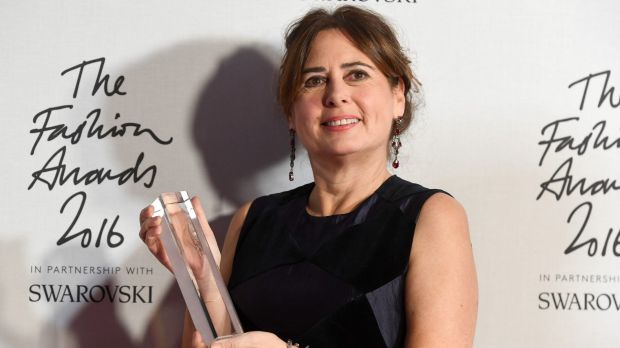 Alexandra Shulman has announced she will leave British Vogue in June after being at the helm of the magazine for 25 years.