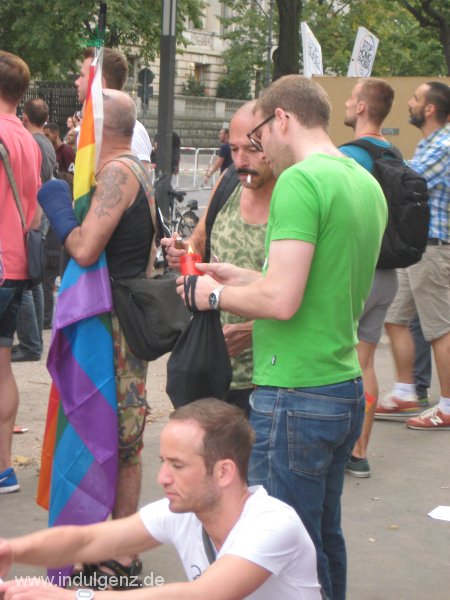 20130831-berlin-demo-gegen-homophobie-112