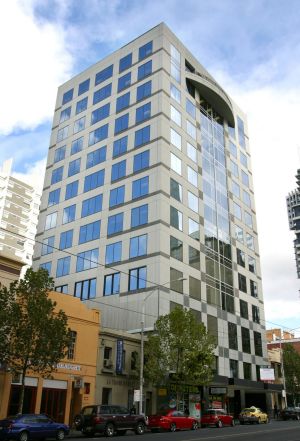 The former owners of 9/313 La Trobe Street sold the 500-square metre whole floor office for $2.85 million in late December.