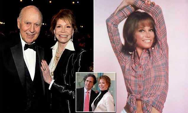 Carl Reiner spoke to Mary Tyler Moore's husband