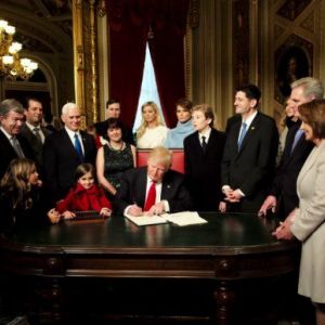 Trump Signs Order Introducing 'New Vetting Measures'