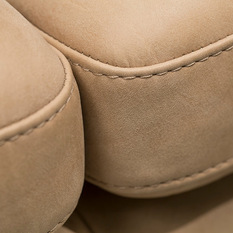 Sofaer i rålæder. Couches in raw leather. Detajle Oliver - Sofaer