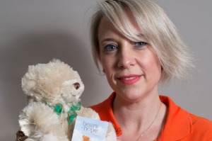 Bears of Hope founder Amanda Bowles lost her son Jesse and received a stuffed teddy bear during her hospital stay.