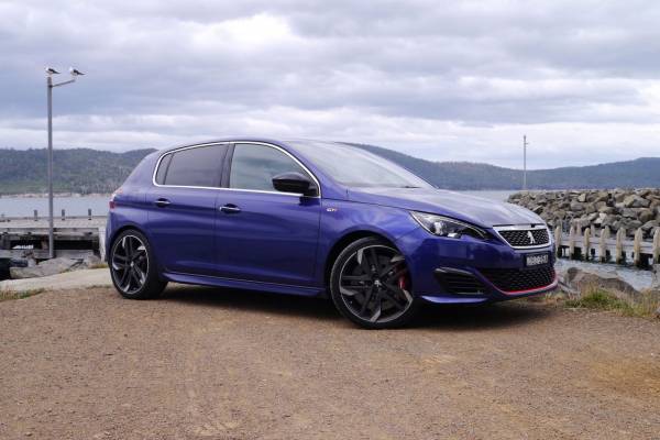 2016 Peugeot 308 GTi Review | Razor Reflexes And Superb Balance