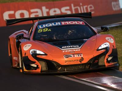 Bathurst 12-Hour 2016 - Tekno Autosports McLaren Holds Off Fast-Finishing Nissan