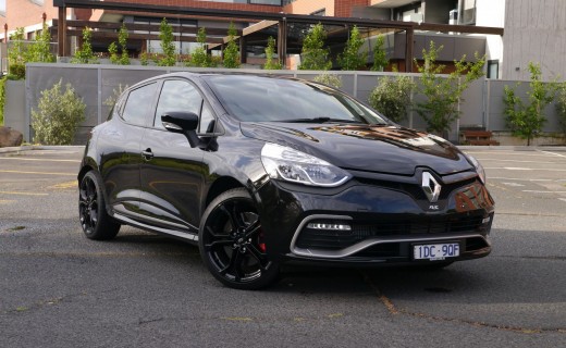 2015 Renault Clio RS200 Cup Review - Serious Applicants Only Need Apply