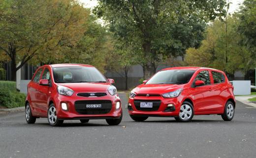 Micro Hatch Showdown – Kia Picanto -v- Holden Spark Comparison Test