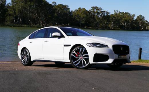 Jaguar XF S 35t REVIEW | A Luxury Sedan To Make Benz And BMW Worry