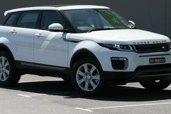 2016 Range Rover Evoque TD4 180 SE REVIEW - New Engines, And The Better For It