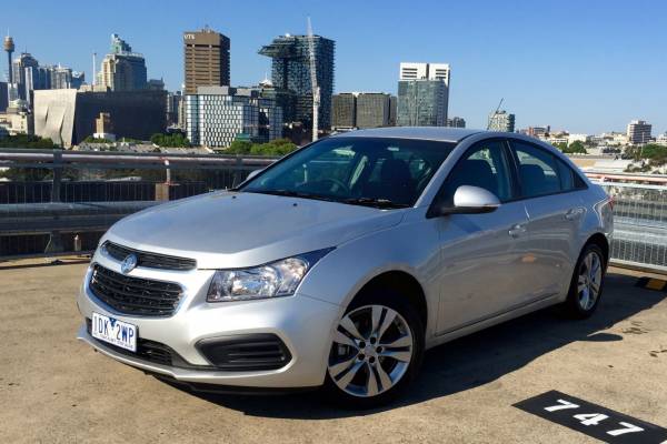 2016 Holden Cruze Equipe 1.8 Automatic REVIEW | No Flash Harry, But Honest Value