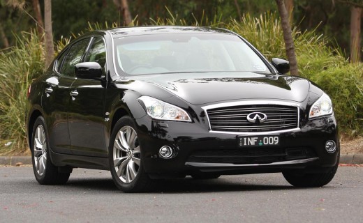 2013 Infiniti M35h GT Premium Review