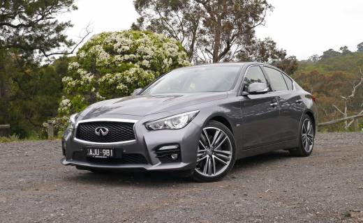 2017 Infiniti Q50 3.0t S Premium Review | Big Value , Big Performance, But A Certain Something Missing