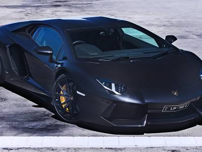 2013 Lamborghini Aventador Review