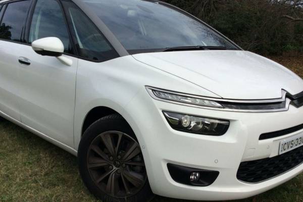 2016 Citroen Grand C4 Picasso LONG TERM REVIEW – Pssst...Best In Class (But It's A Secret)