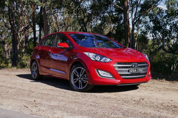 2016 Hyundai i30 SR REVIEW | A Sporting Twist For Australia’s Favourite Car