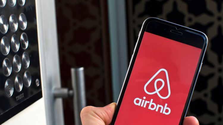 Airbnb is distorting the housing market, according to New York based web analyst Murray Cox.