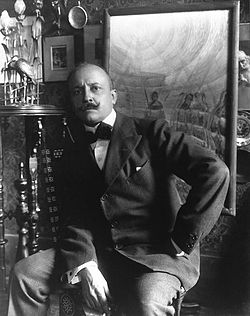 Filippo Tommaso Marinetti.jpg