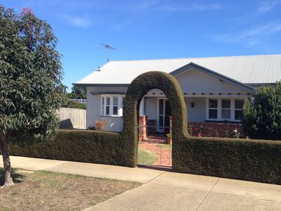 Californian Cottage - Ocean Grove