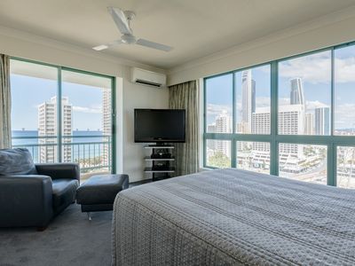 Master Bedroom Ocean View with Foxtel