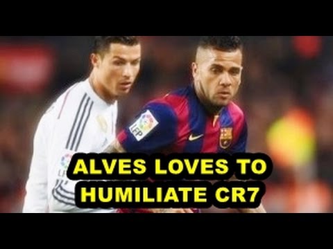 Dani Alves embarassing Cristiano Ronaldo