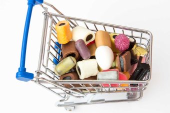 Do you pay the difference at the checkout if you don't like the goods in the trolley?